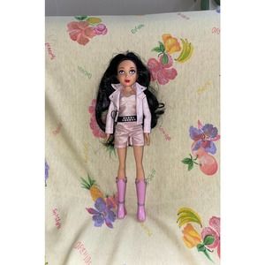 Musical Disney Teen Beach Movie Lela